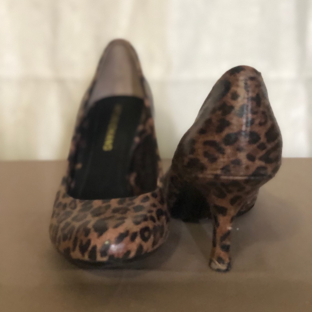 Tan-black Leopard heels